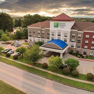 Holiday Inn Express And Suites Springfield Medical District By Ihg
